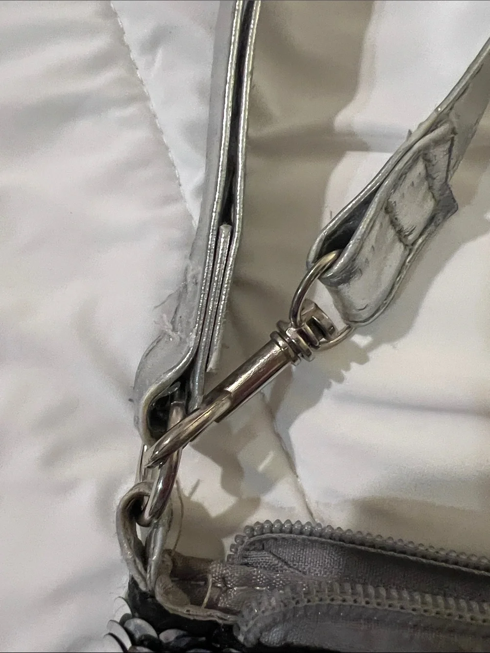 Sequin Crossbody Bag with 'Woof' Motif in Silver